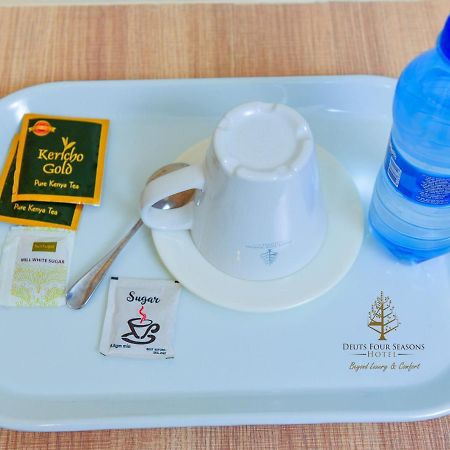 Deuts Four Seasons Hotel ナイロビ エクステリア 写真